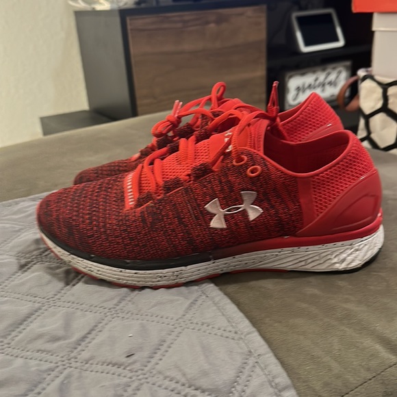 Men’s UA Bandit 3 Shoes - Picture 4 of 5